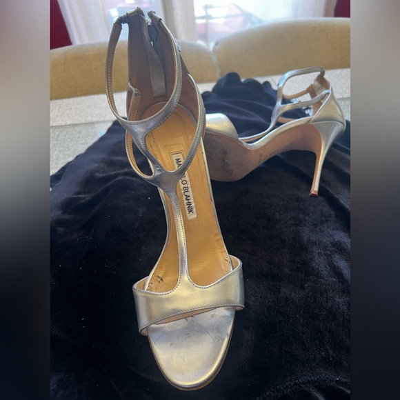 Manolo Blahnik Silver heels - Picture 3 of 11